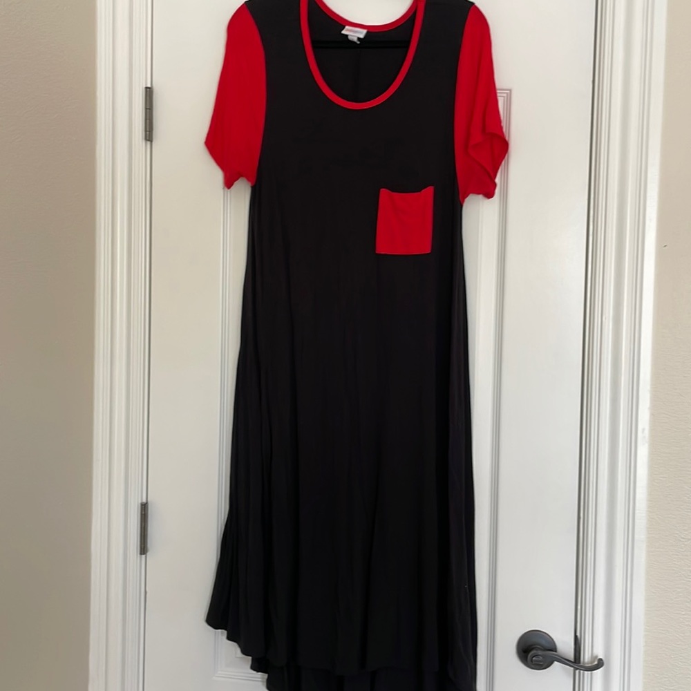 Lularoe Carly dress size M leggings material! Black & red